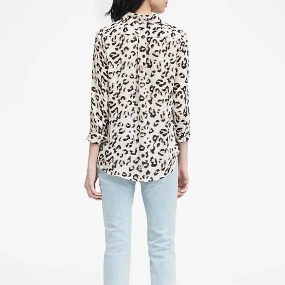 Banana Republic Leopard Print Blouse - Picture 3 of 8